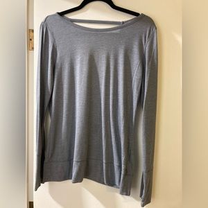 Athletic shirt